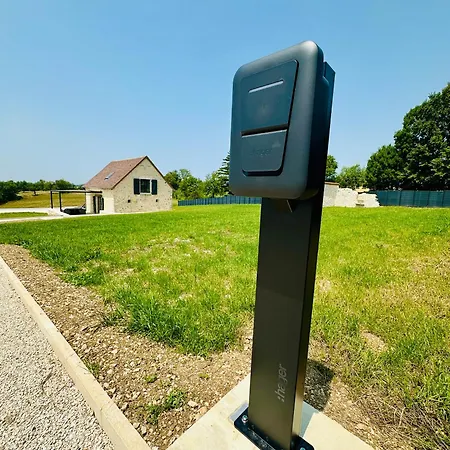 Villa Maison De Charme Avec Vue Sublime Et Piscine A Debordement Soucirac