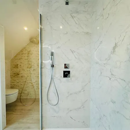 Villa Maison De Charme Avec Vue Sublime Et Piscine A Debordement *