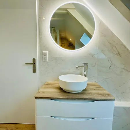 Maison De Charme Avec Vue Sublime Et Piscine A Debordement Villa