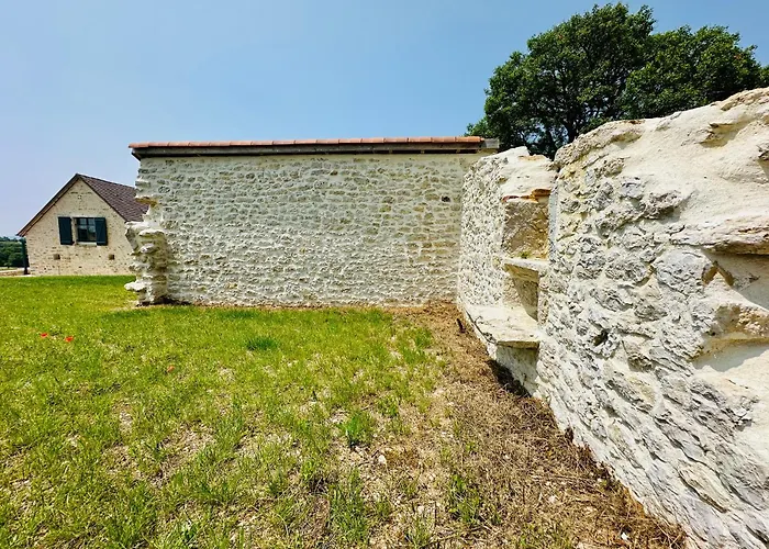 Villa Maison De Charme Avec Vue Sublime Et Piscine A Debordement